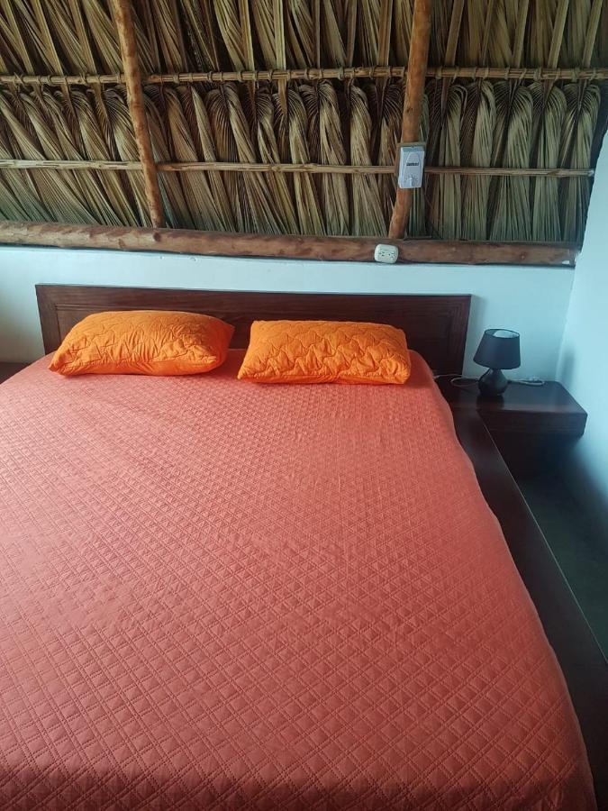 Bed and Breakfast Mi Casa En La Playa Escuintla Exterior foto