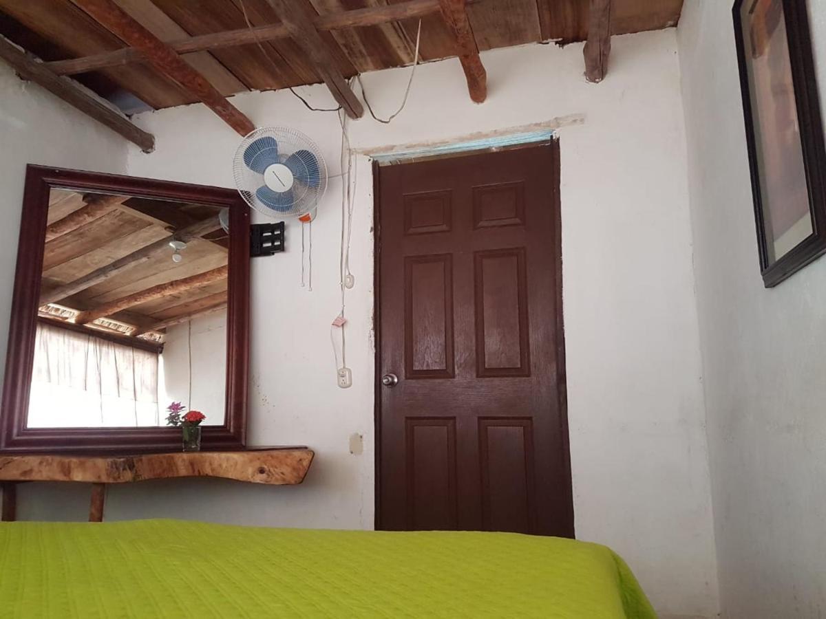 Bed and Breakfast Mi Casa En La Playa Escuintla Exterior foto